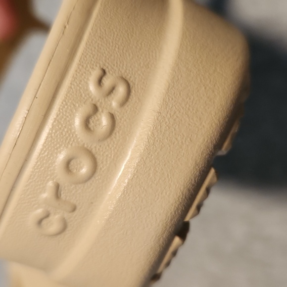 CROCS Beige Sparkle Sandals - Picture 4 of 8